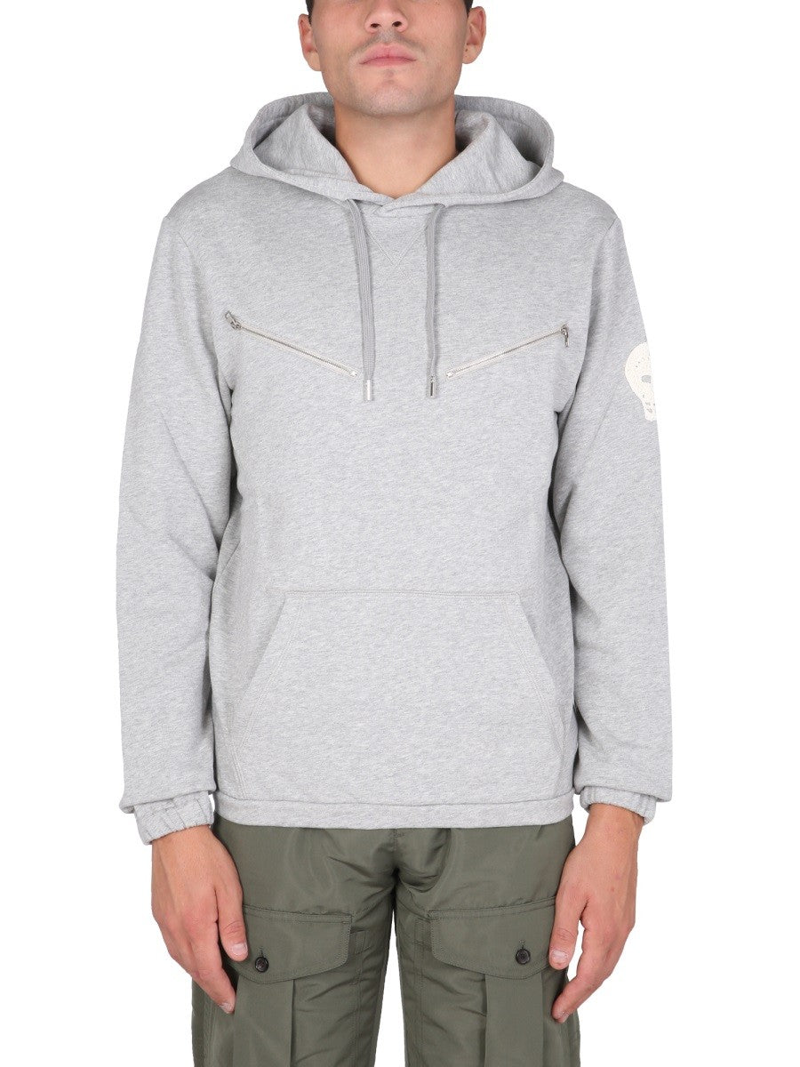 Alexander Mcqueen SWEATSHIRT MED BRODERT HODESKALL