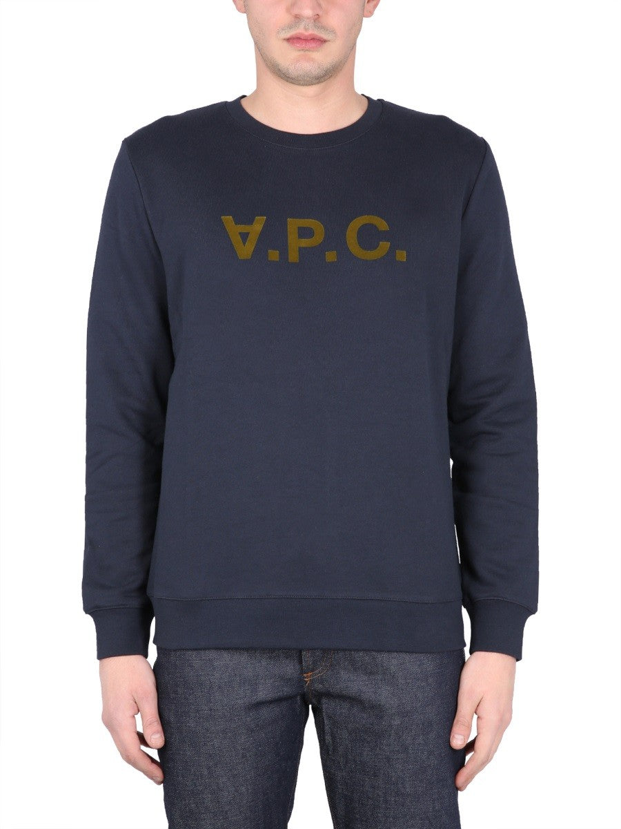 A.P.C. TRÖJA MED V.P.C. LOGOTYP
