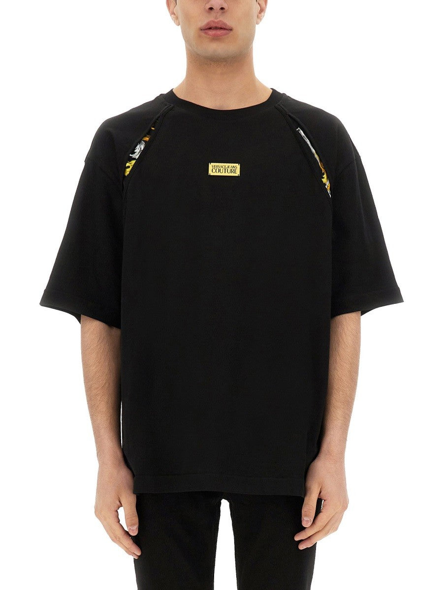 Versace Jeans Couture T-SHIRT WITH BAROQUE OUTLINE INSERTS