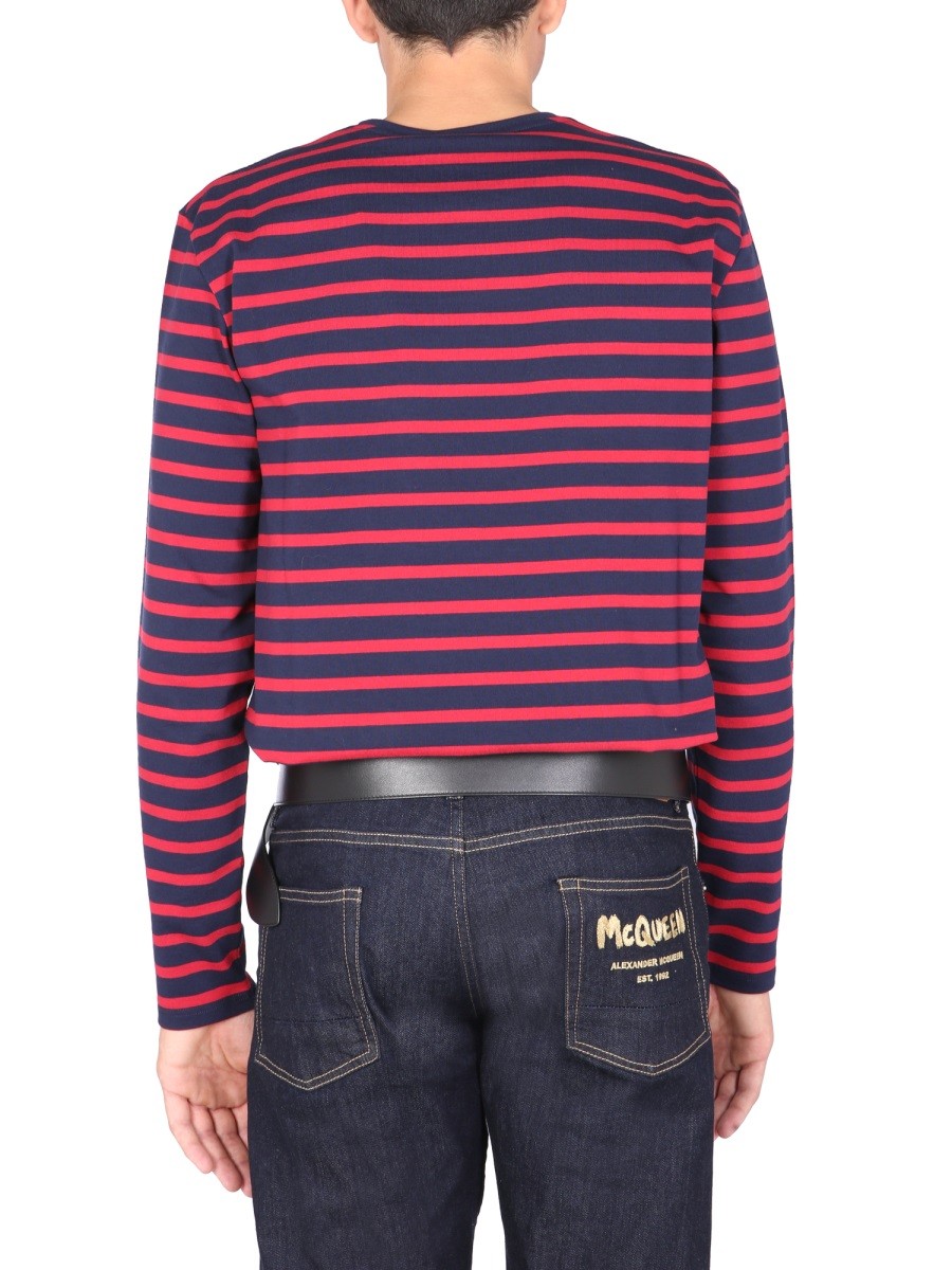 Alexander Mcqueen T-SHIRT MED FLOKKET LOGO