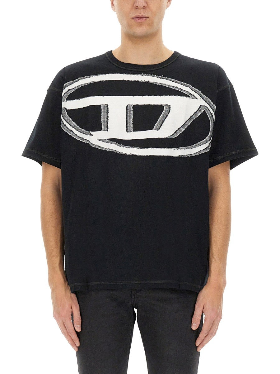 Diesel T-SHIRT AVEC MAXI OVAL D