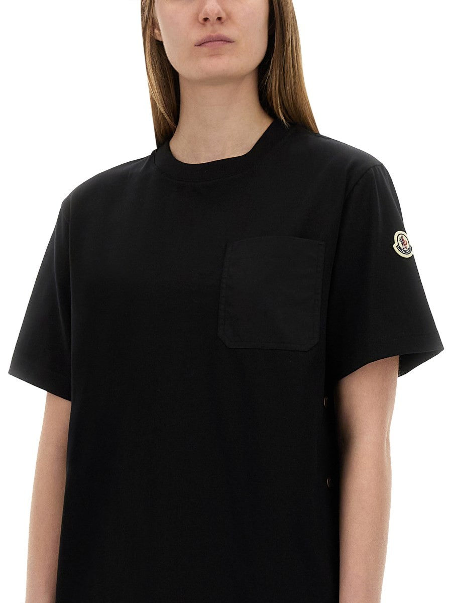 Moncler TRIČKO S BOČNÍMI KNOFLÍKY