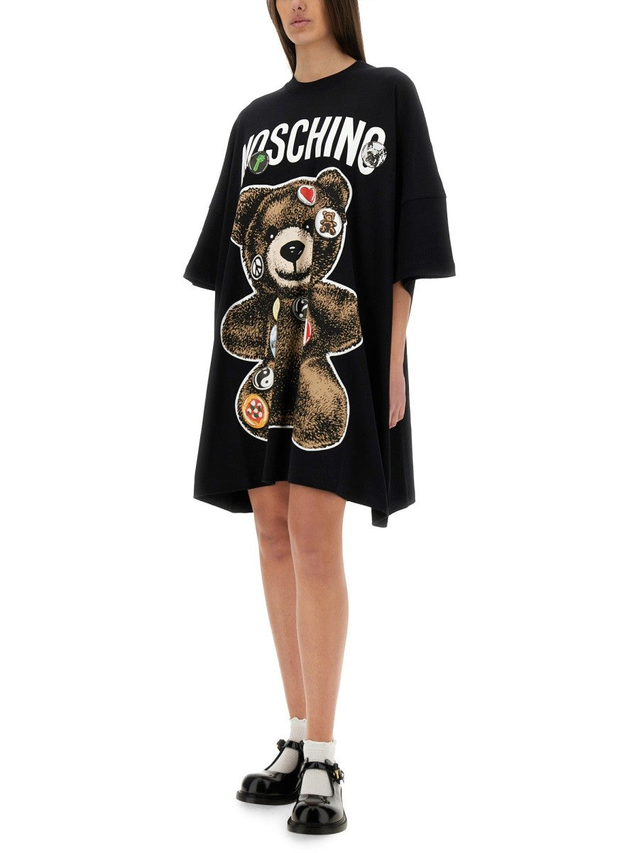 Moschino "TEDDY BEAR" KRÁTKÉ ŠATY