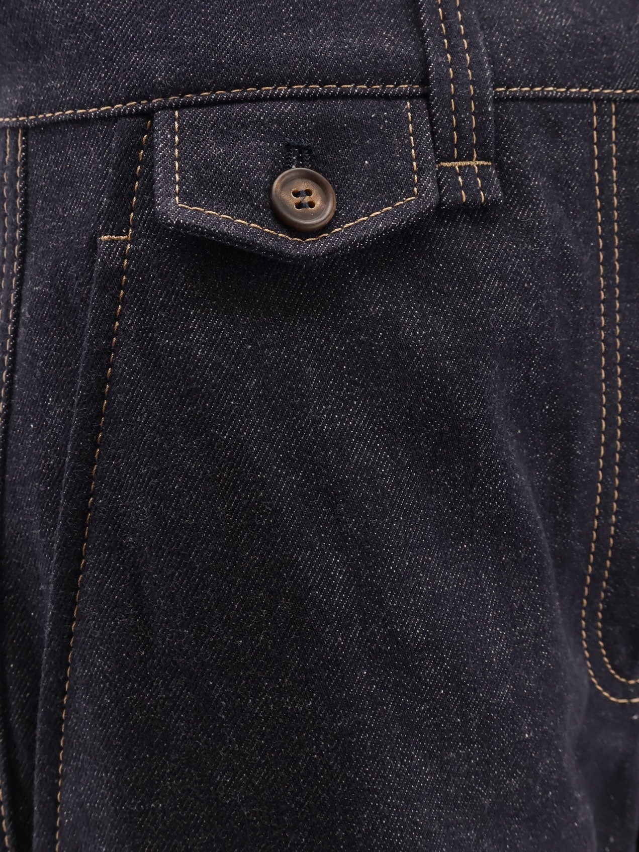 جينز Brunello Cucinelli The Sartorial Square بخياطة متباينة