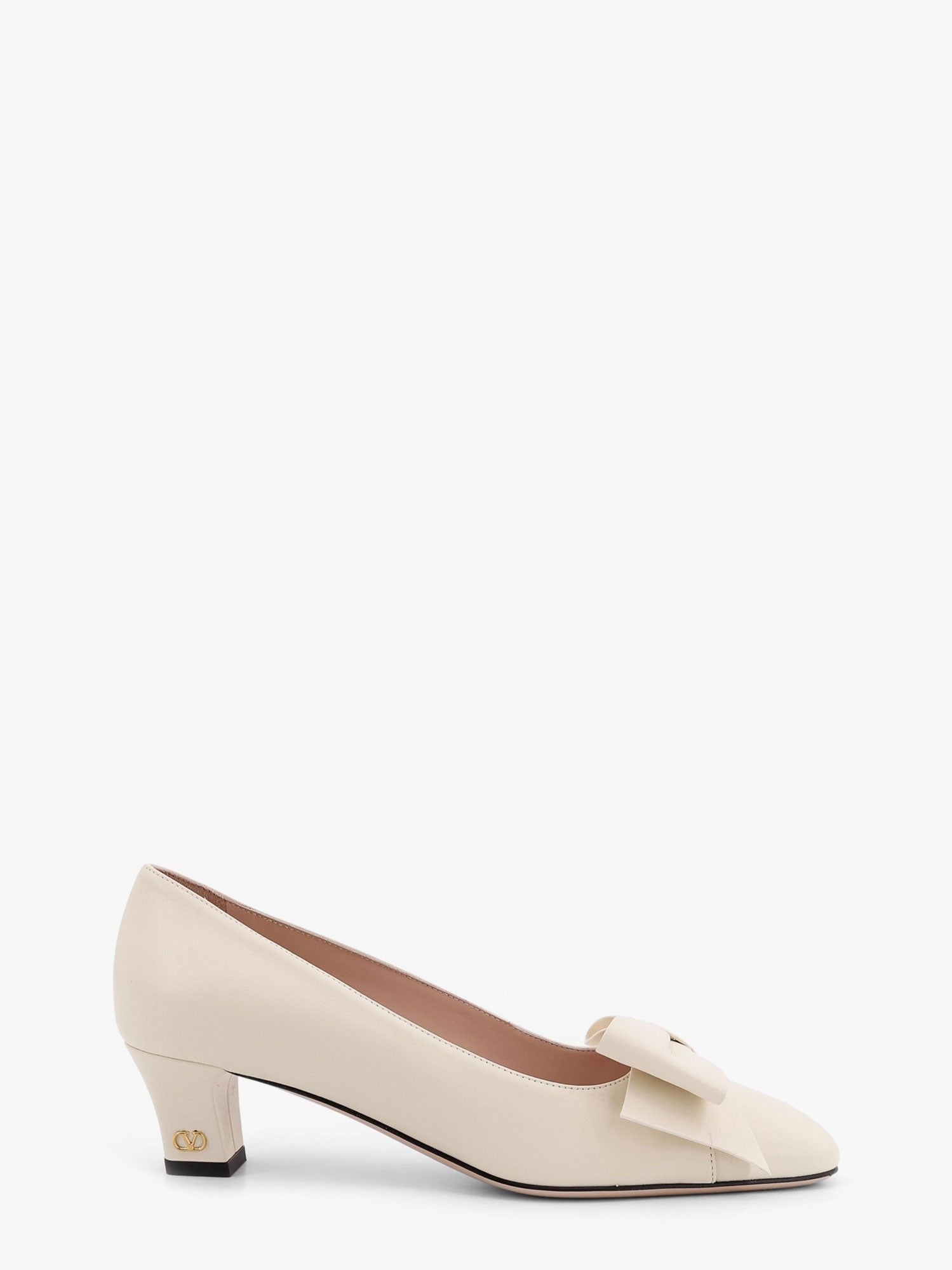 Valentino Garavani bowow leather décolleté with bow detail