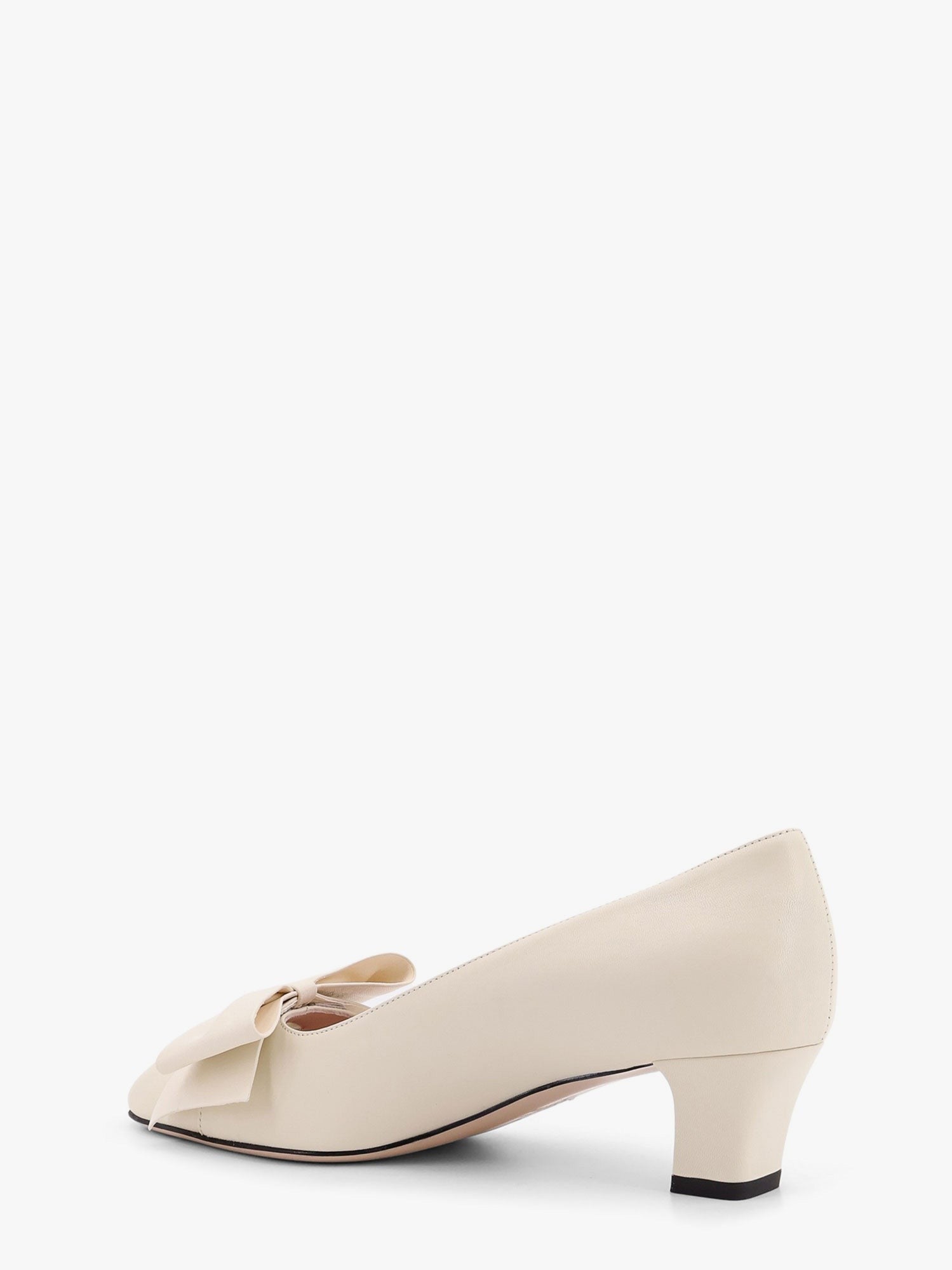 Valentino Garavani bowow leather décolleté with bow detail