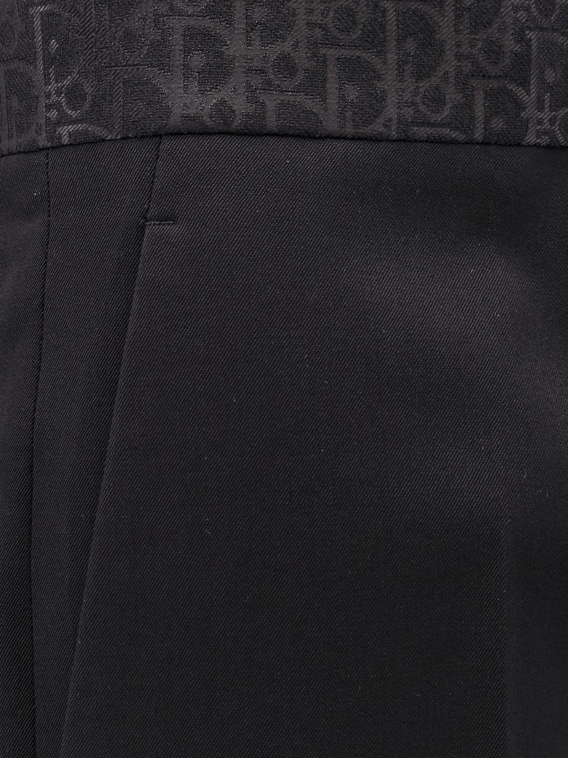 Dior kalhoty ke smokingu z panenské vlny s detailem Dior Oblique