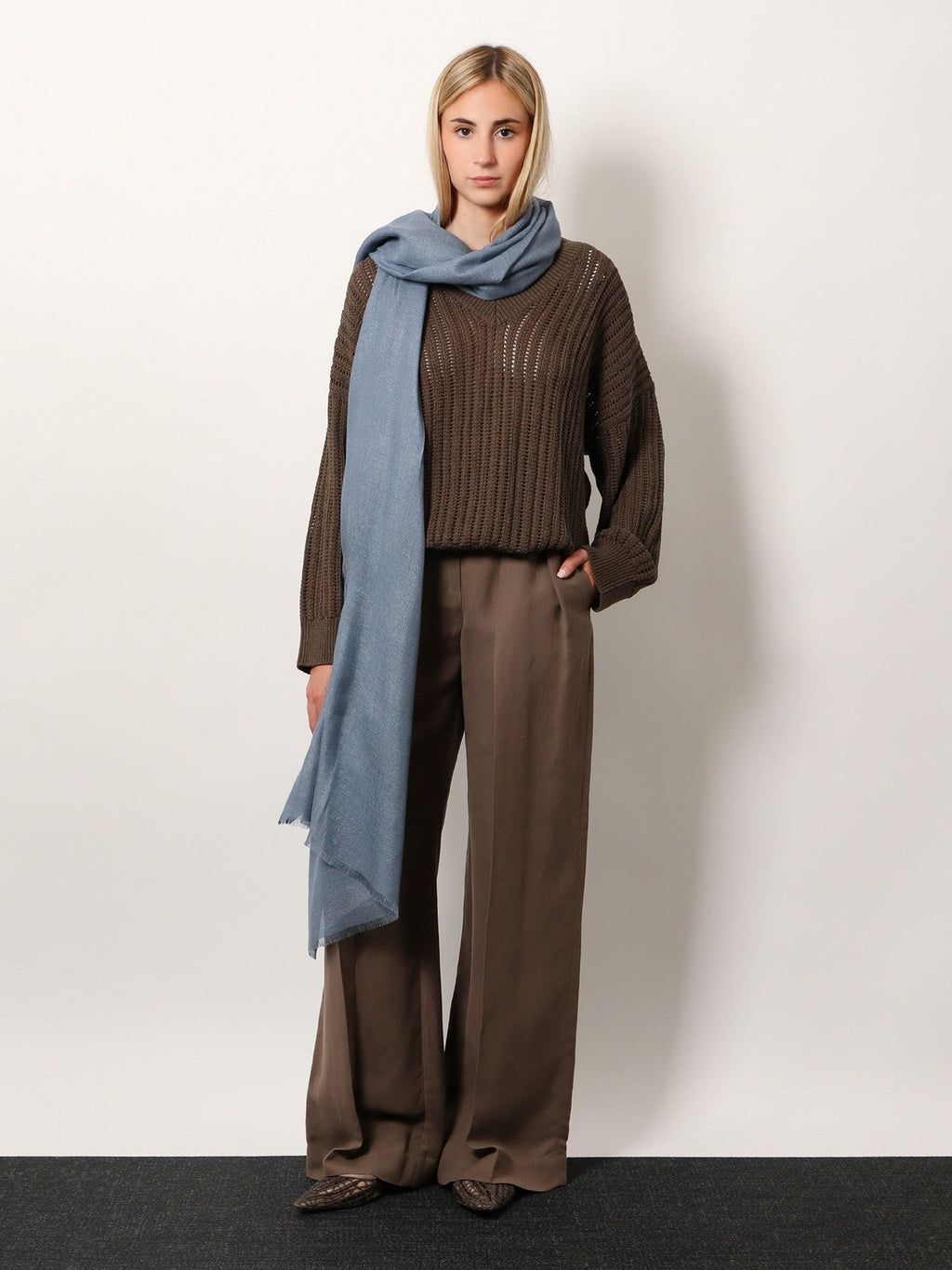 Brunello Cucinelli Παντελόνι από βισκόζη και λινό με μπροστινές πένσες