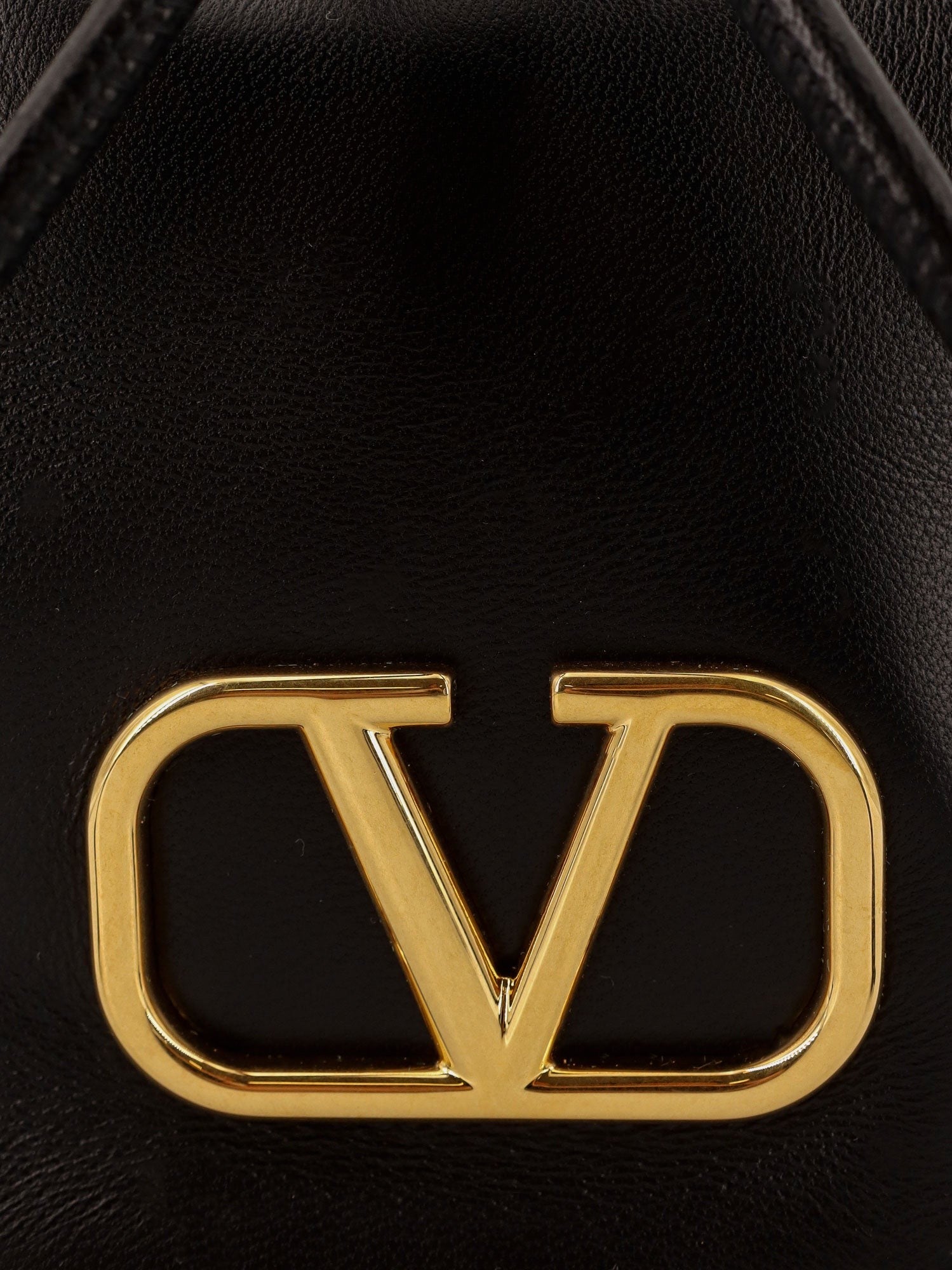 Valentino Garavani Vlogo leather bucket bag